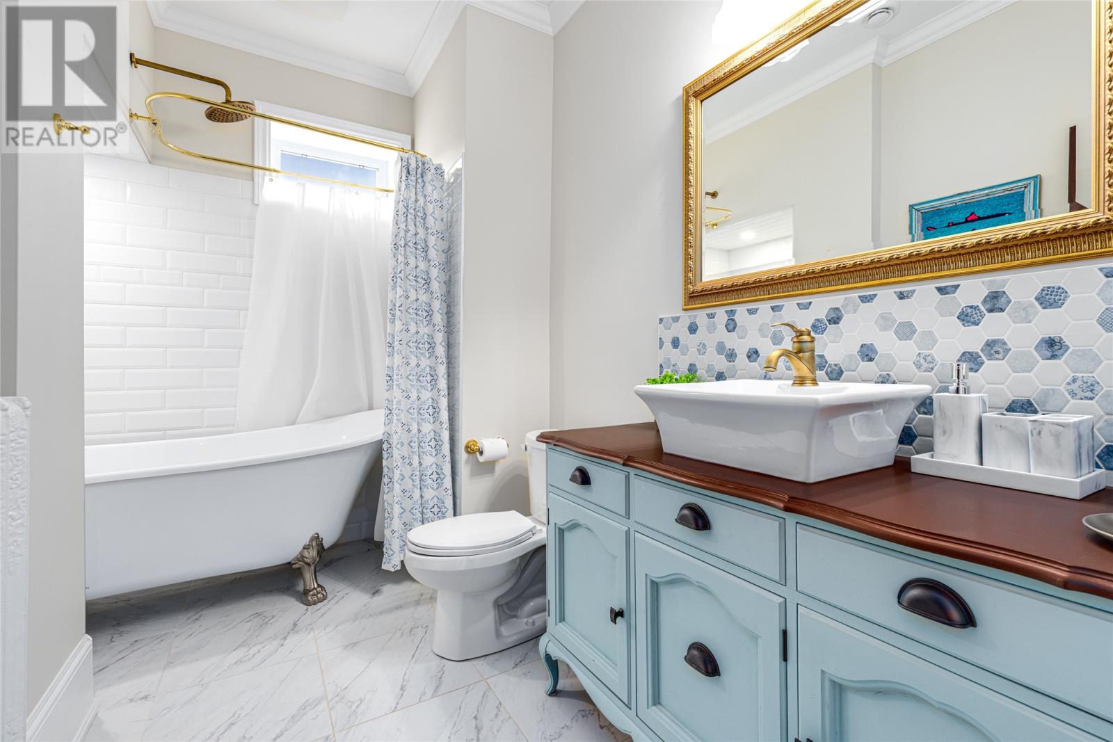 8 Riverview Avenue - 42