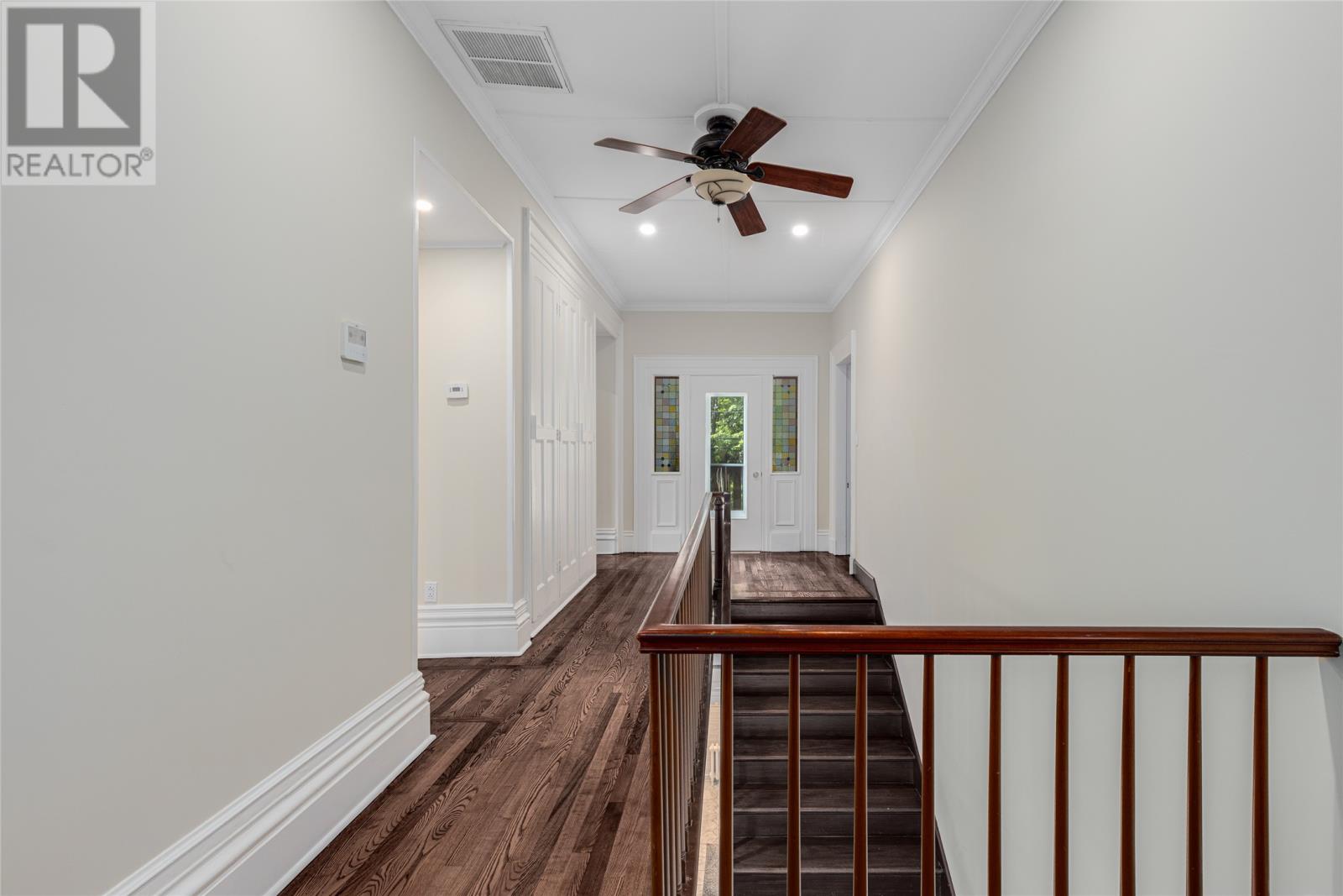 8 Riverview Avenue - 44