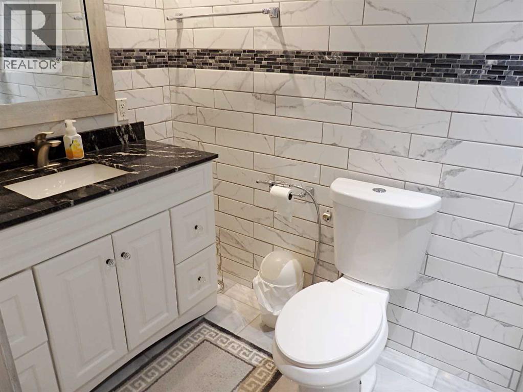 6402 53 Avenue - 24