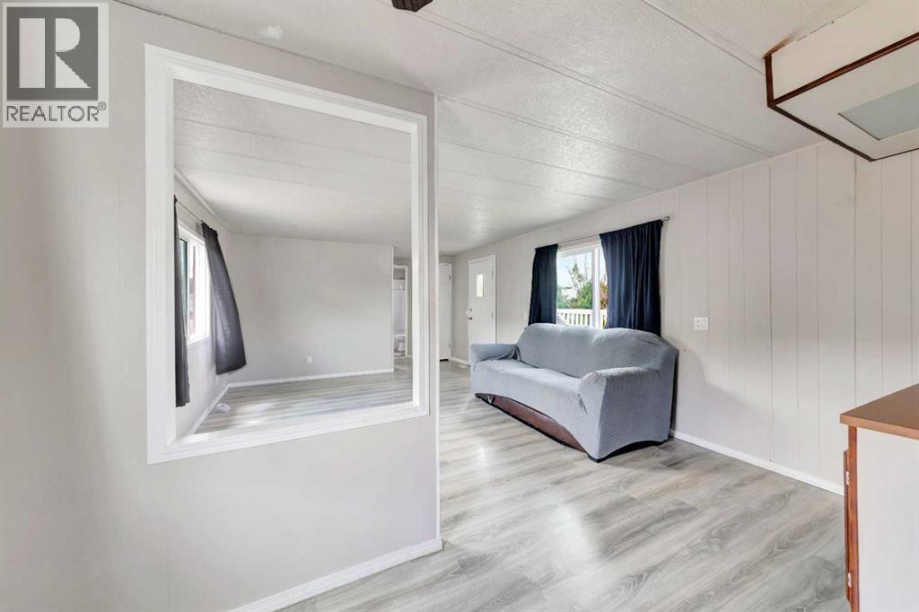 301 8 Avenue - 8
