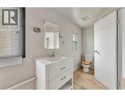 301 8 Avenue, Paradise Hill, SK S0M2G0 Photo 16