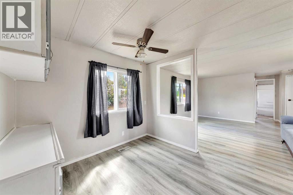 301 8 Avenue - 7