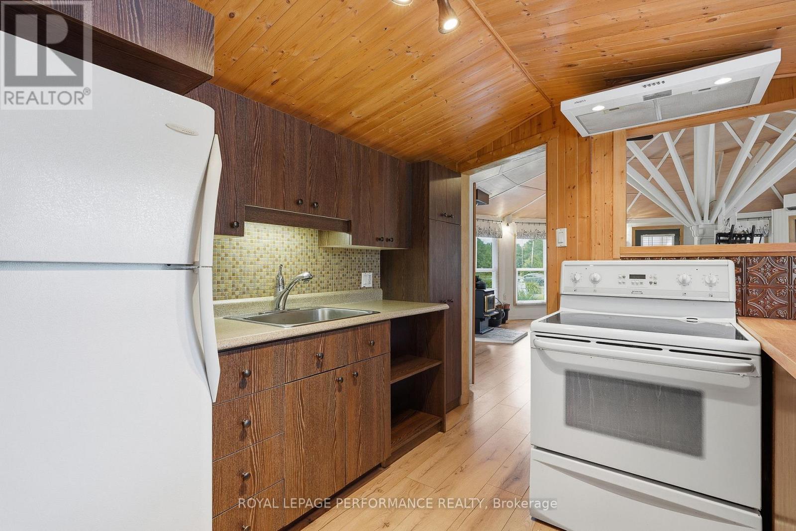 #30 2251 CONCESSION 9 ROAD - 13