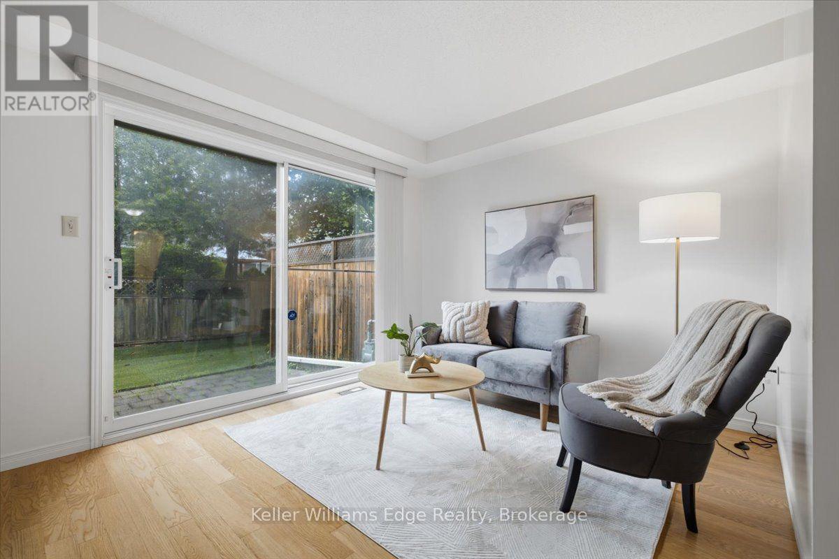 #20 2025 CLEAVER AVENUE - 12