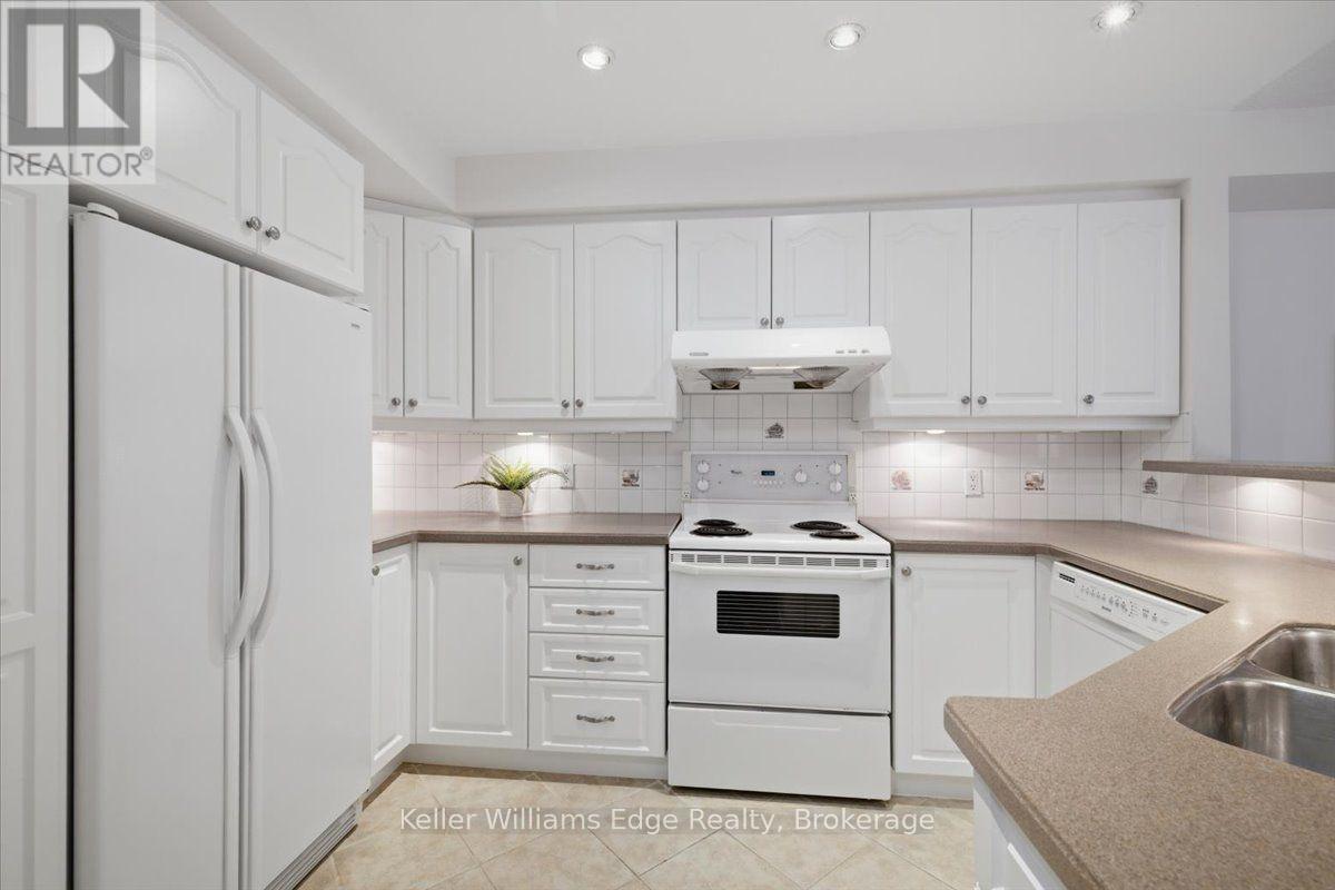 #20 2025 CLEAVER AVENUE - 20