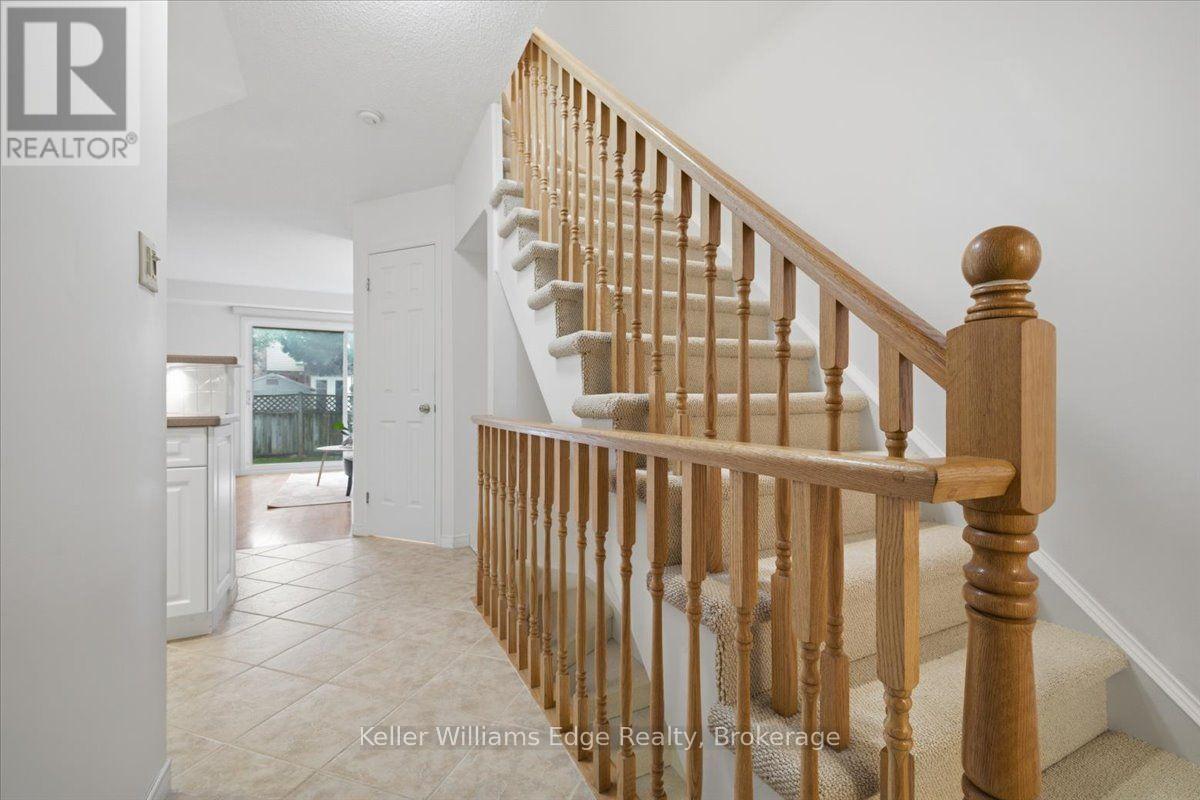 #20 2025 CLEAVER AVENUE - 24