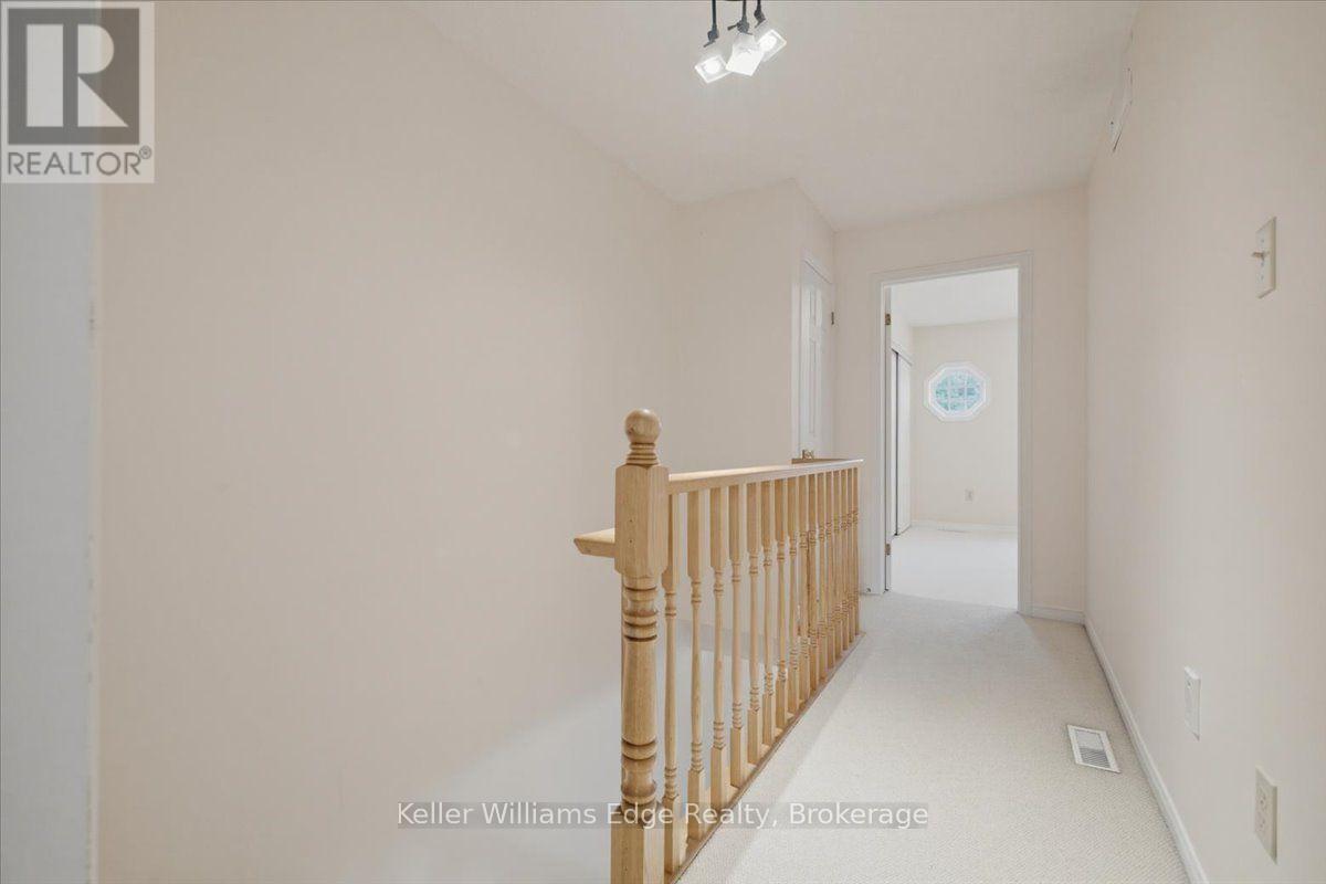 #20 2025 CLEAVER AVENUE - 25