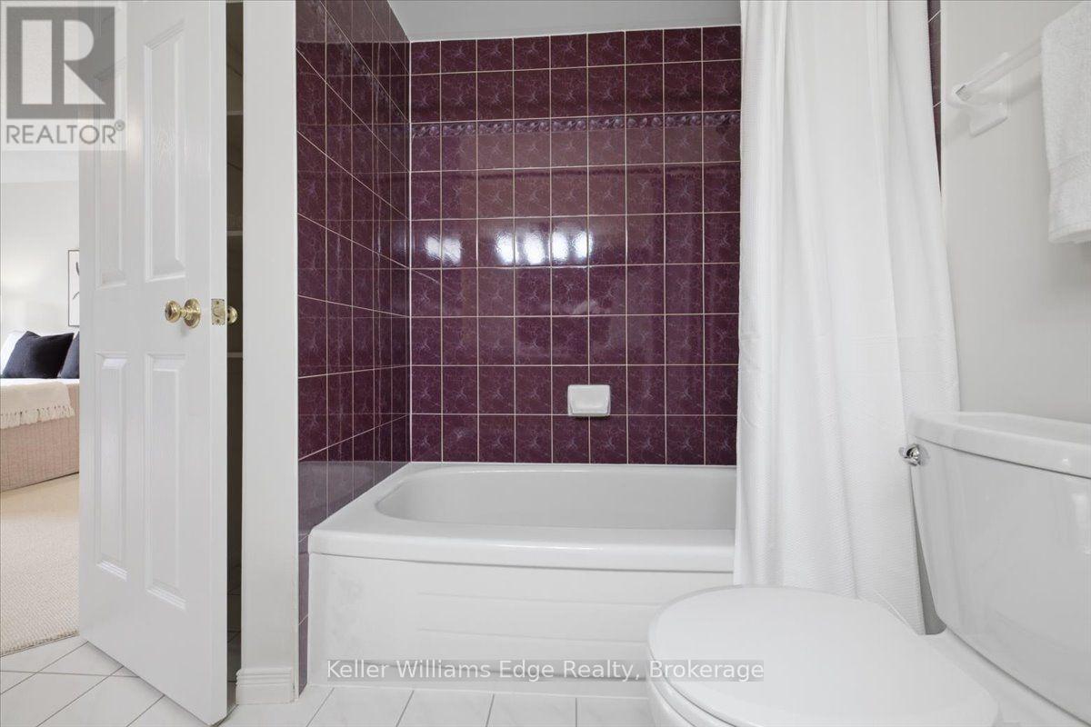 #20 2025 CLEAVER AVENUE - 30