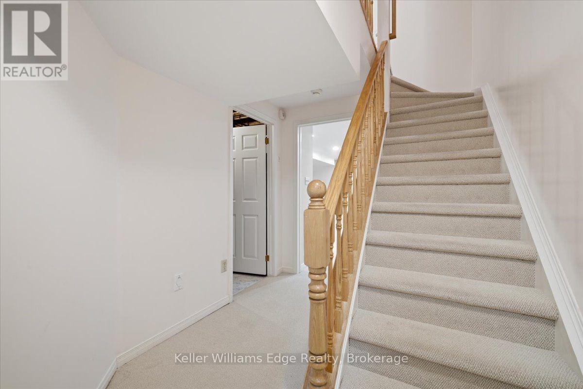 #20 2025 CLEAVER AVENUE - 35