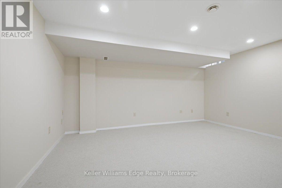 #20 2025 CLEAVER AVENUE - 37