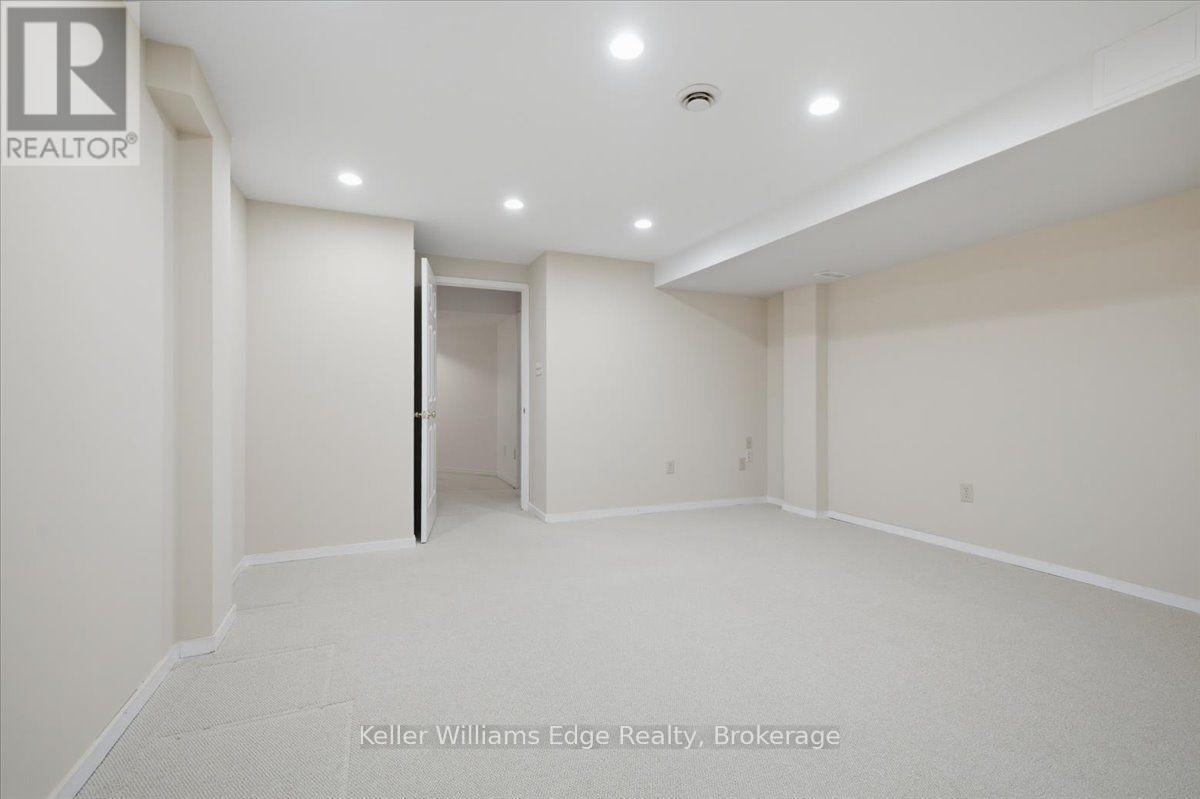 #20 2025 CLEAVER AVENUE - 38