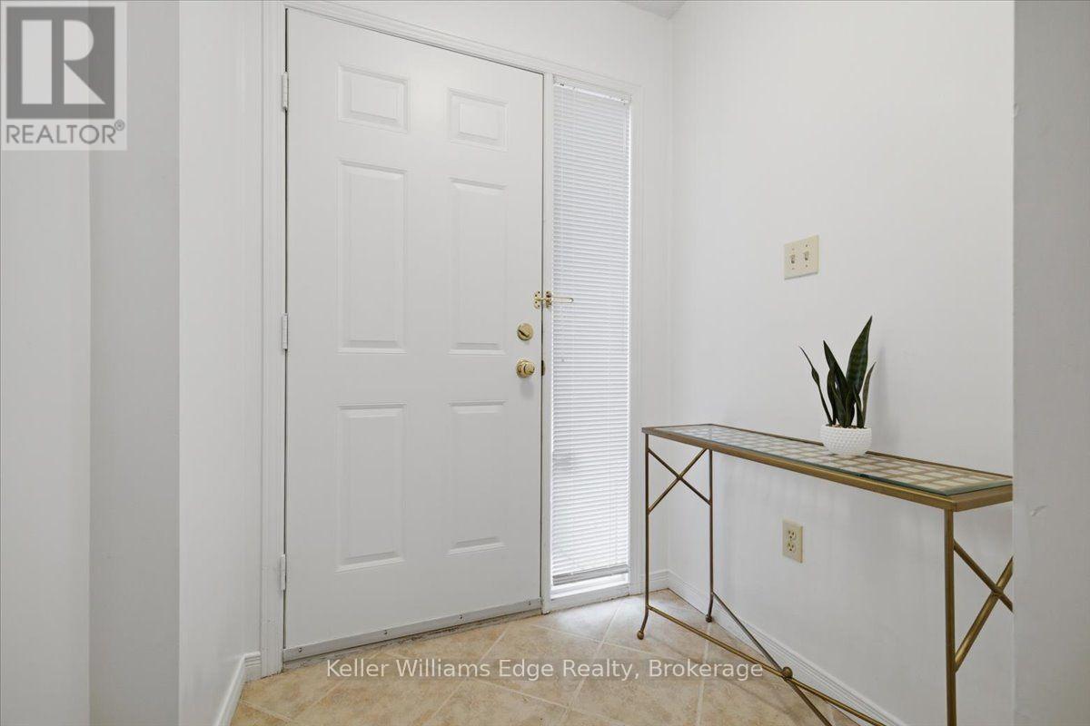 #20 2025 CLEAVER AVENUE - 6