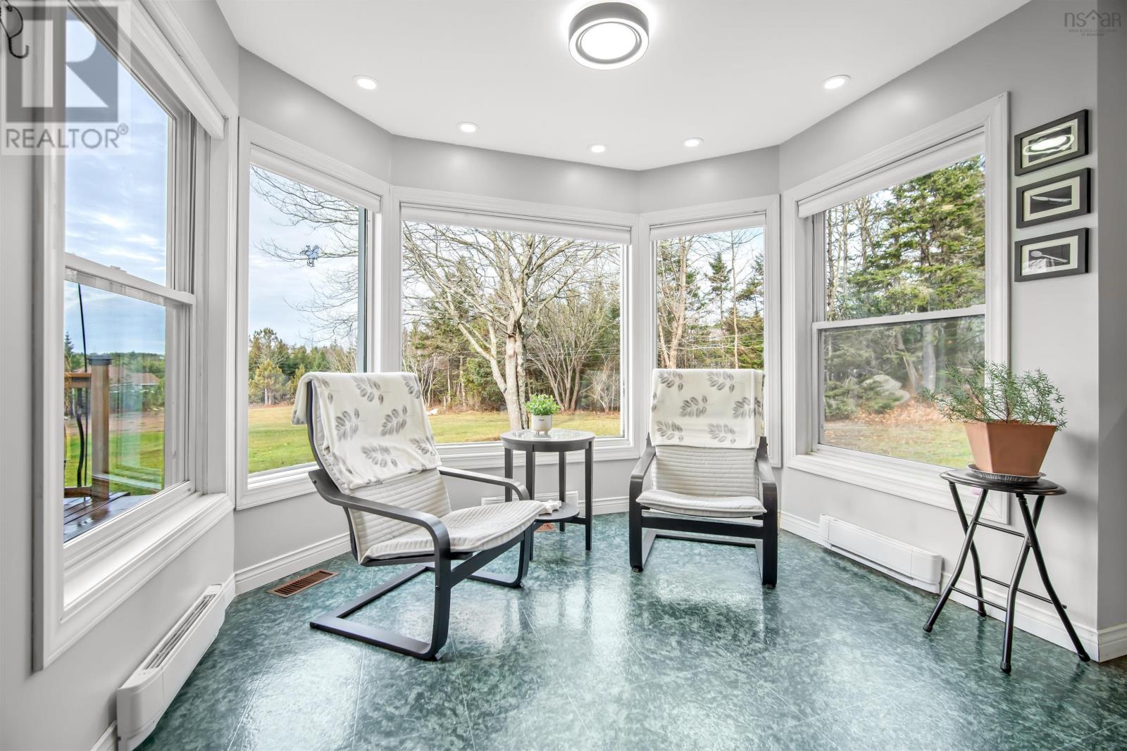 18 Mahar Drive - 27