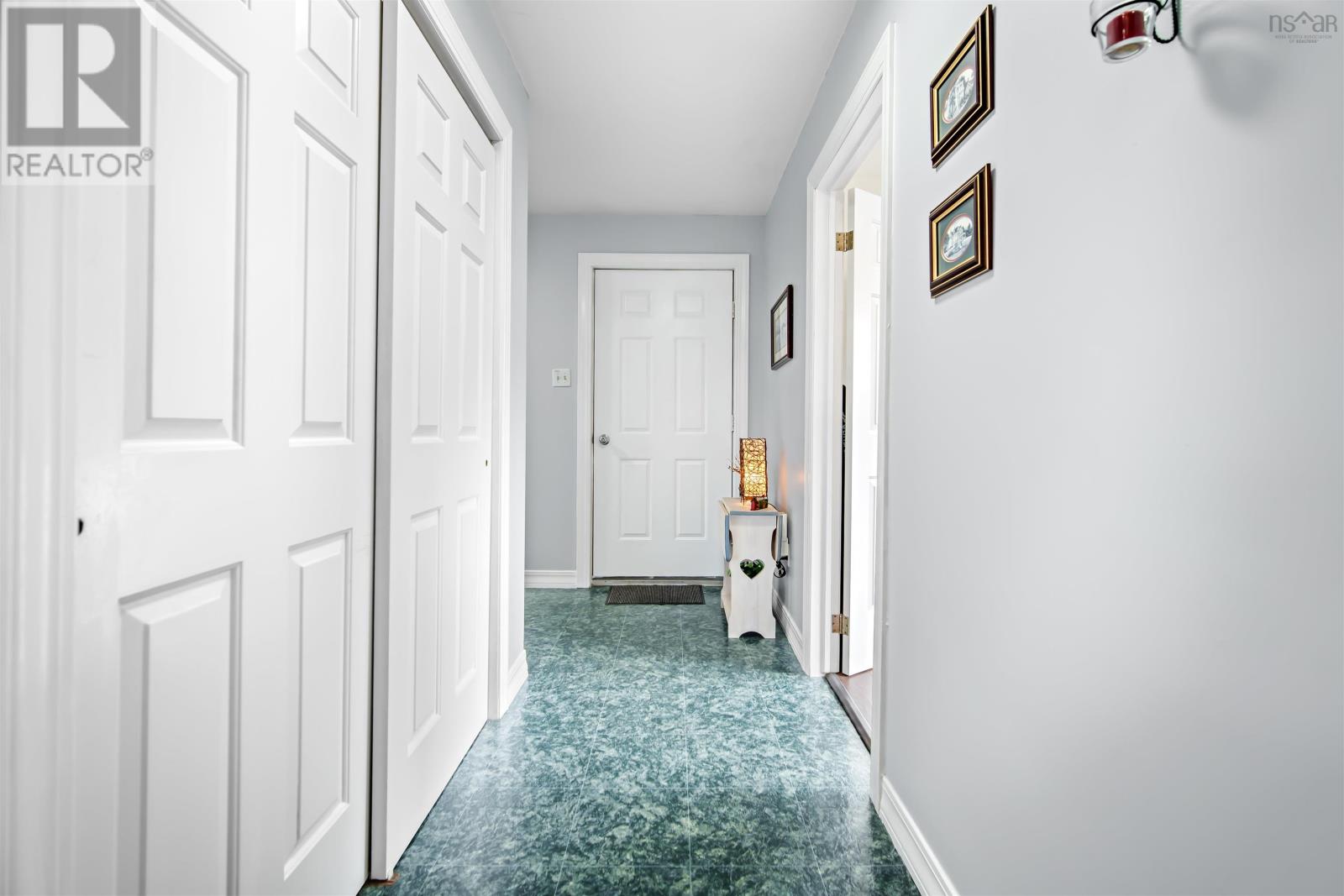 18 Mahar Drive - 29