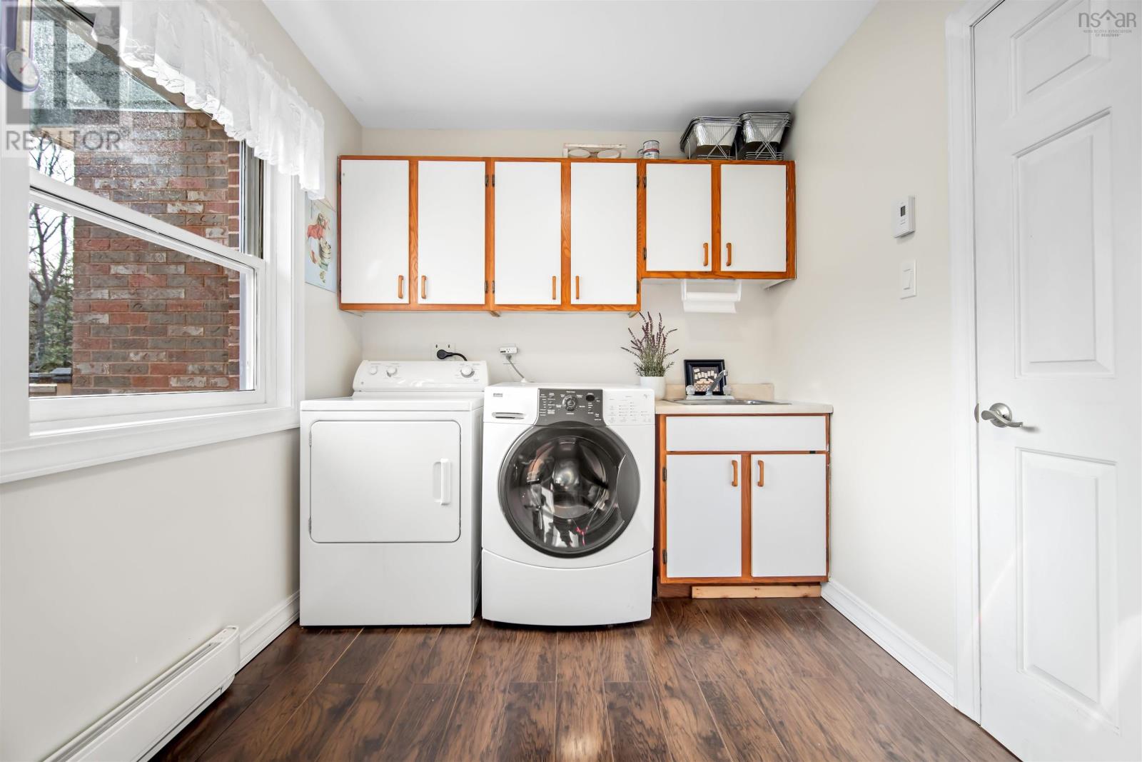 18 Mahar Drive - 30
