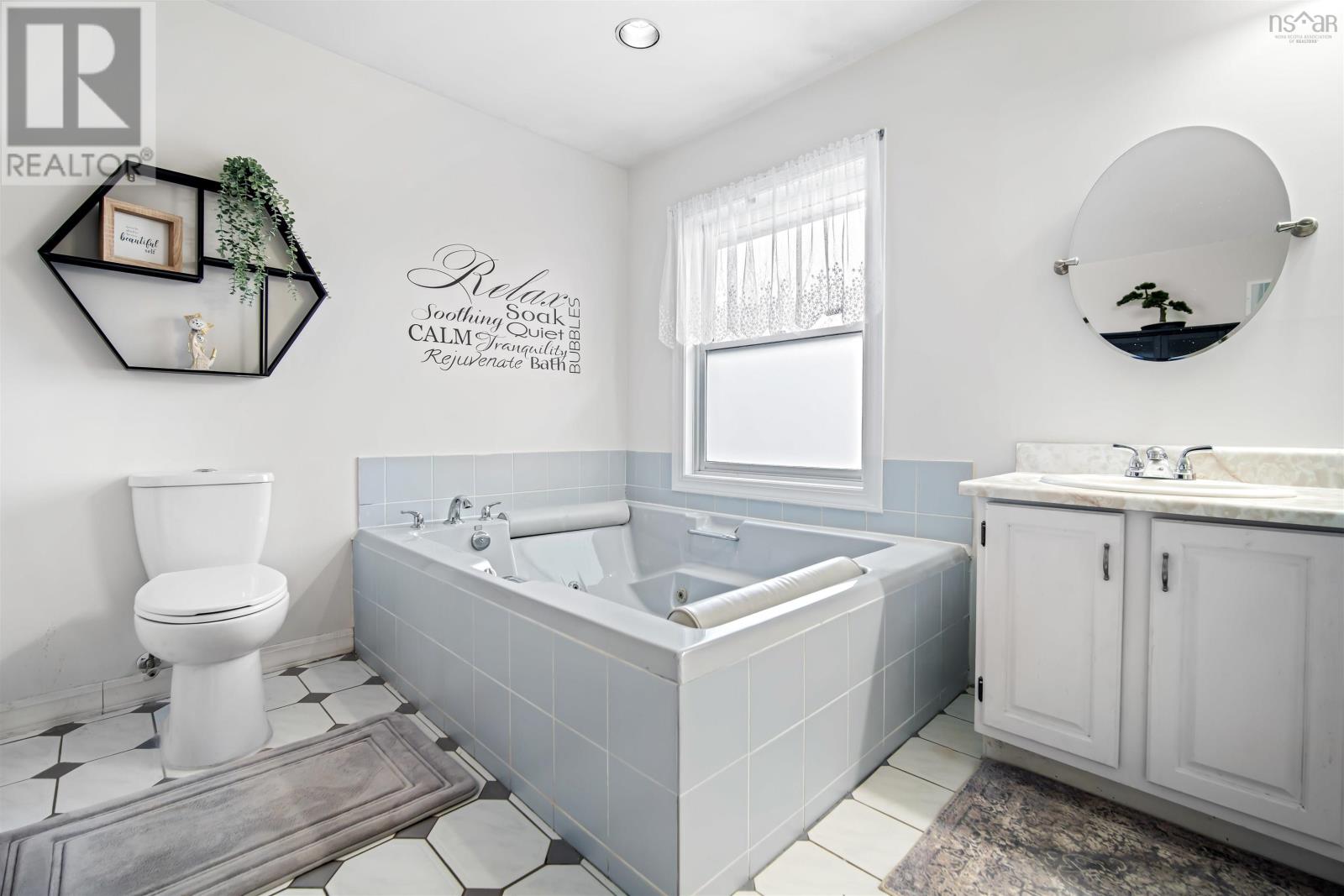 18 Mahar Drive - 39