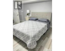 Lower - 132 Grace Street, Toronto, ON M6J2S2 Photo 9