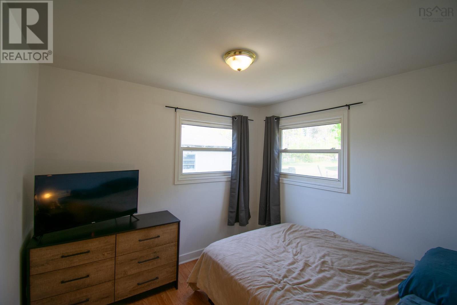 14979 / 14981 Highway 1 - 12