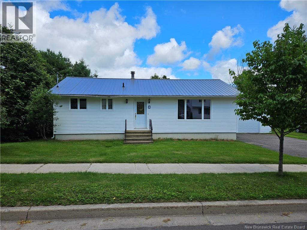4 Hollybrook Street - Image 2