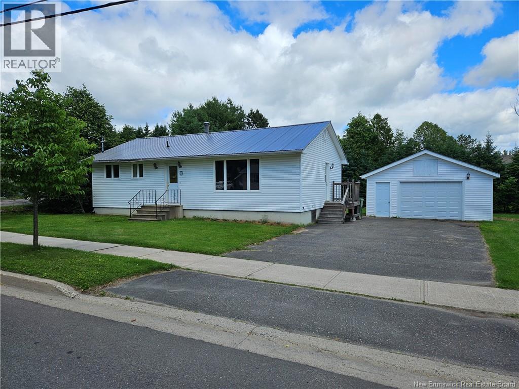 4 Hollybrook Street - 1
