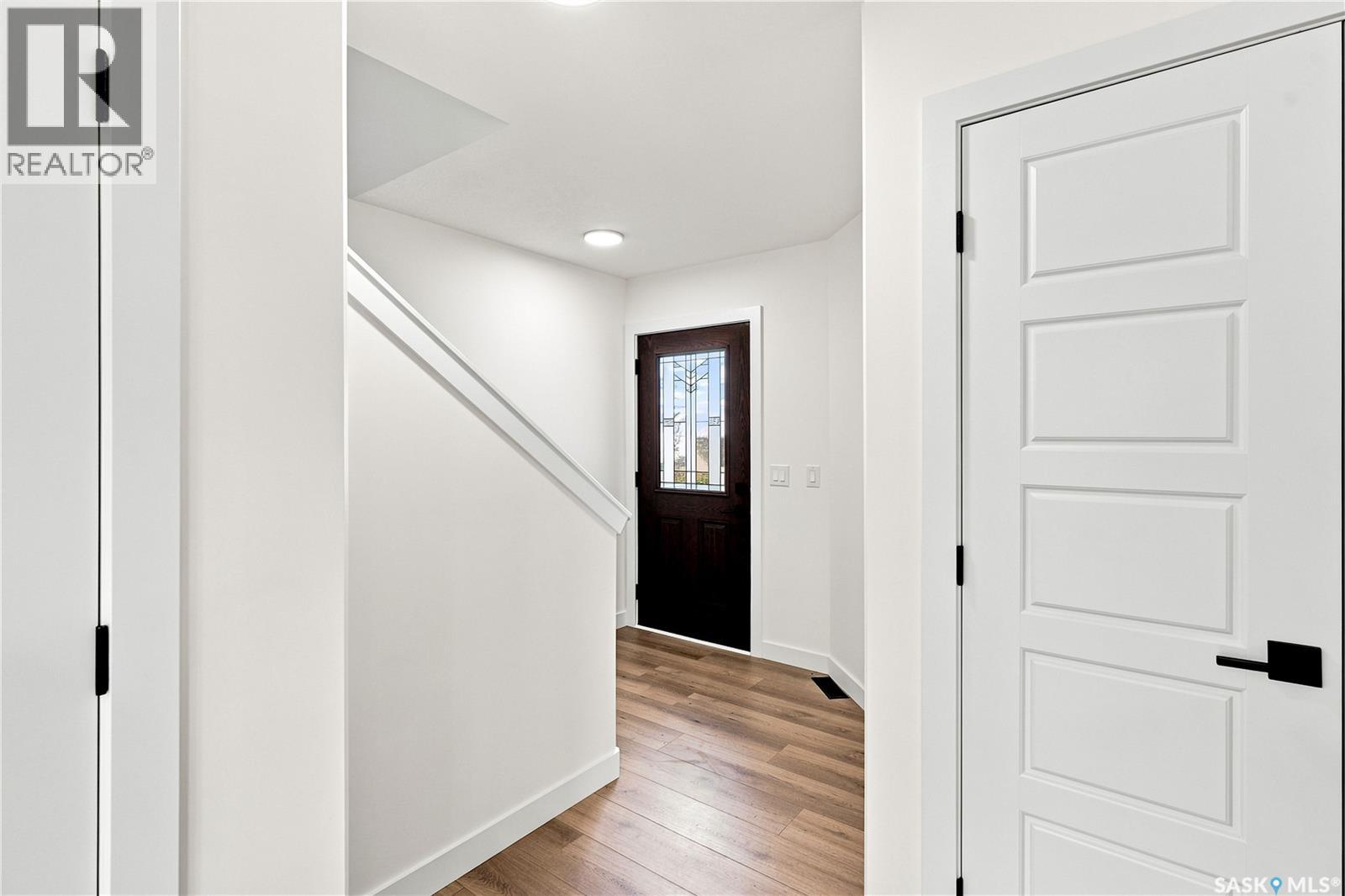 495 Traeger CLOSE - 3