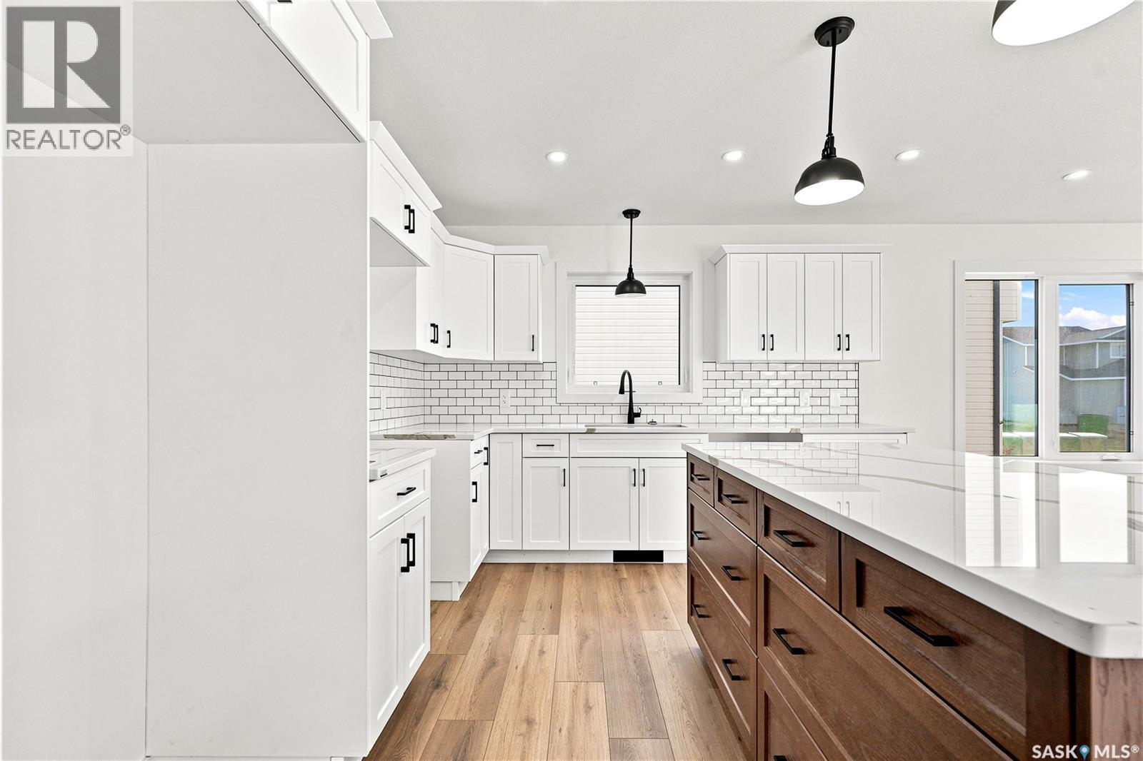 495 Traeger CLOSE - 6