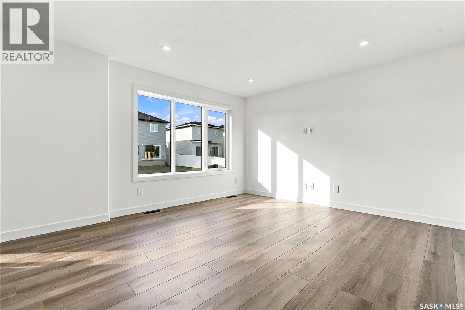495 Traeger CLOSE - 18