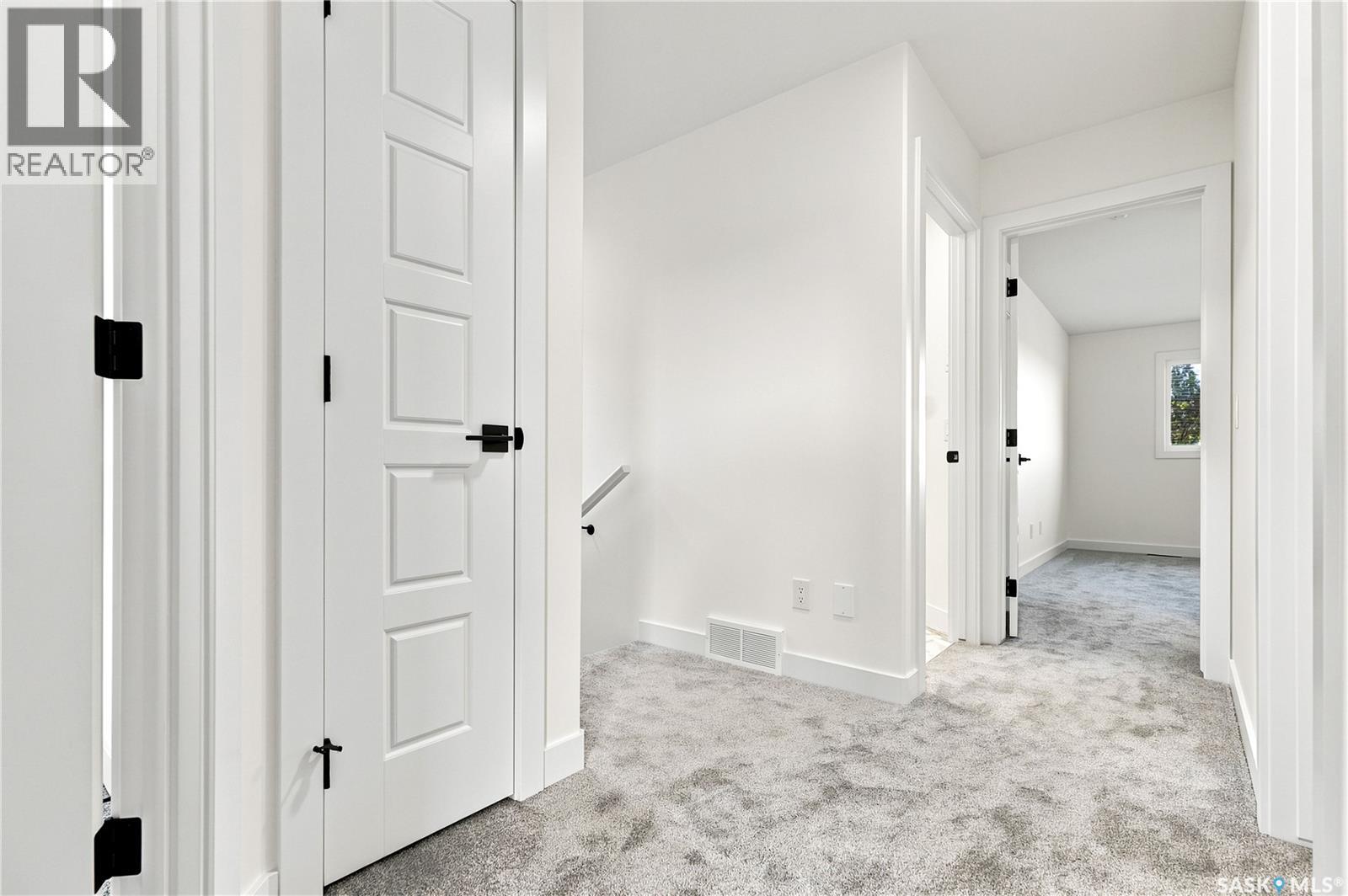 495 Traeger CLOSE - 22
