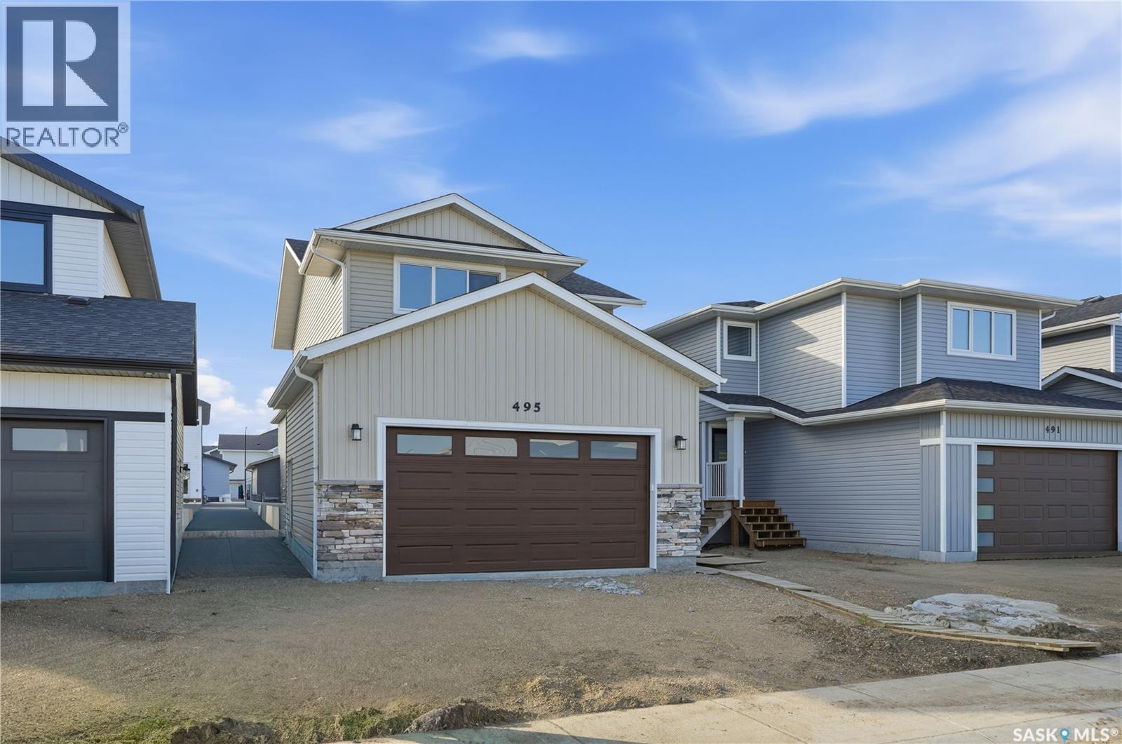 495 Traeger CLOSE - 2