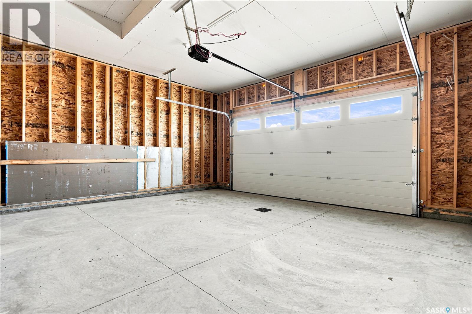 495 Traeger CLOSE - 37