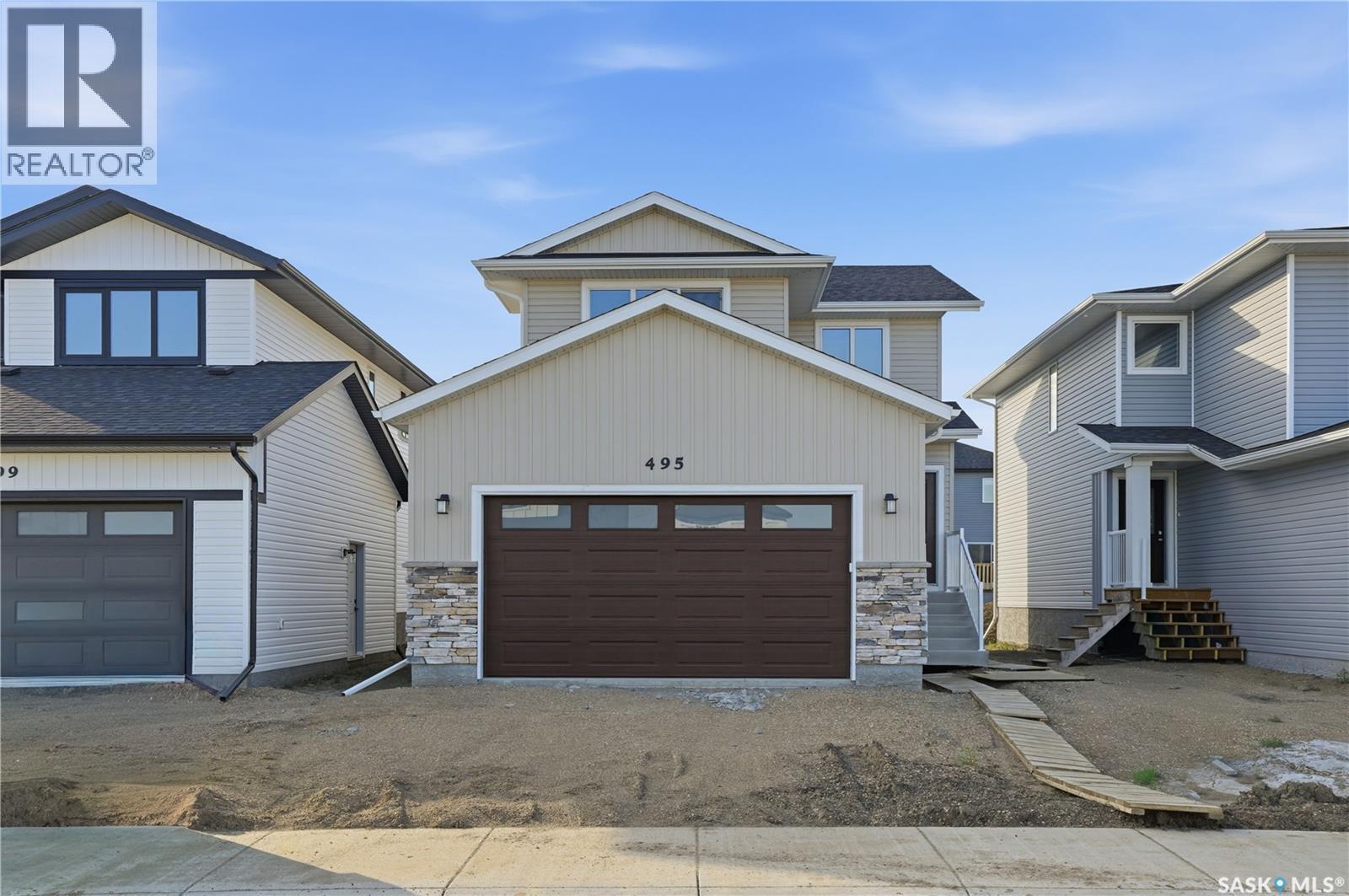 495 Traeger CLOSE - 1