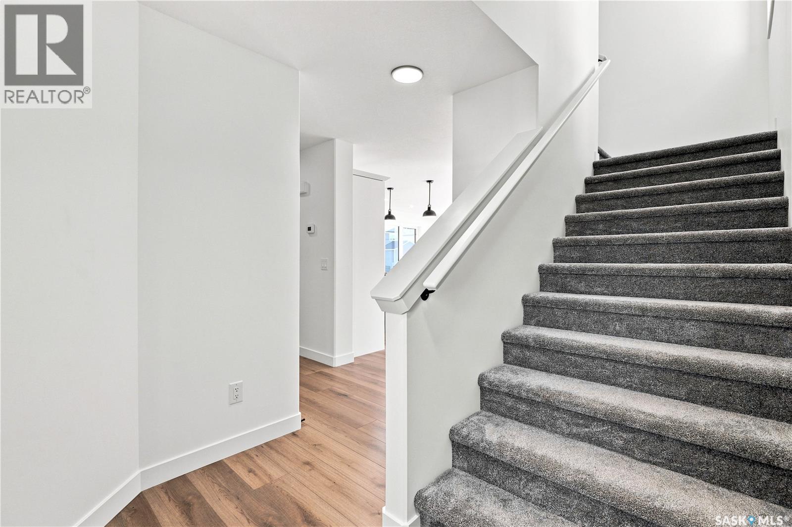495 Traeger CLOSE - 23