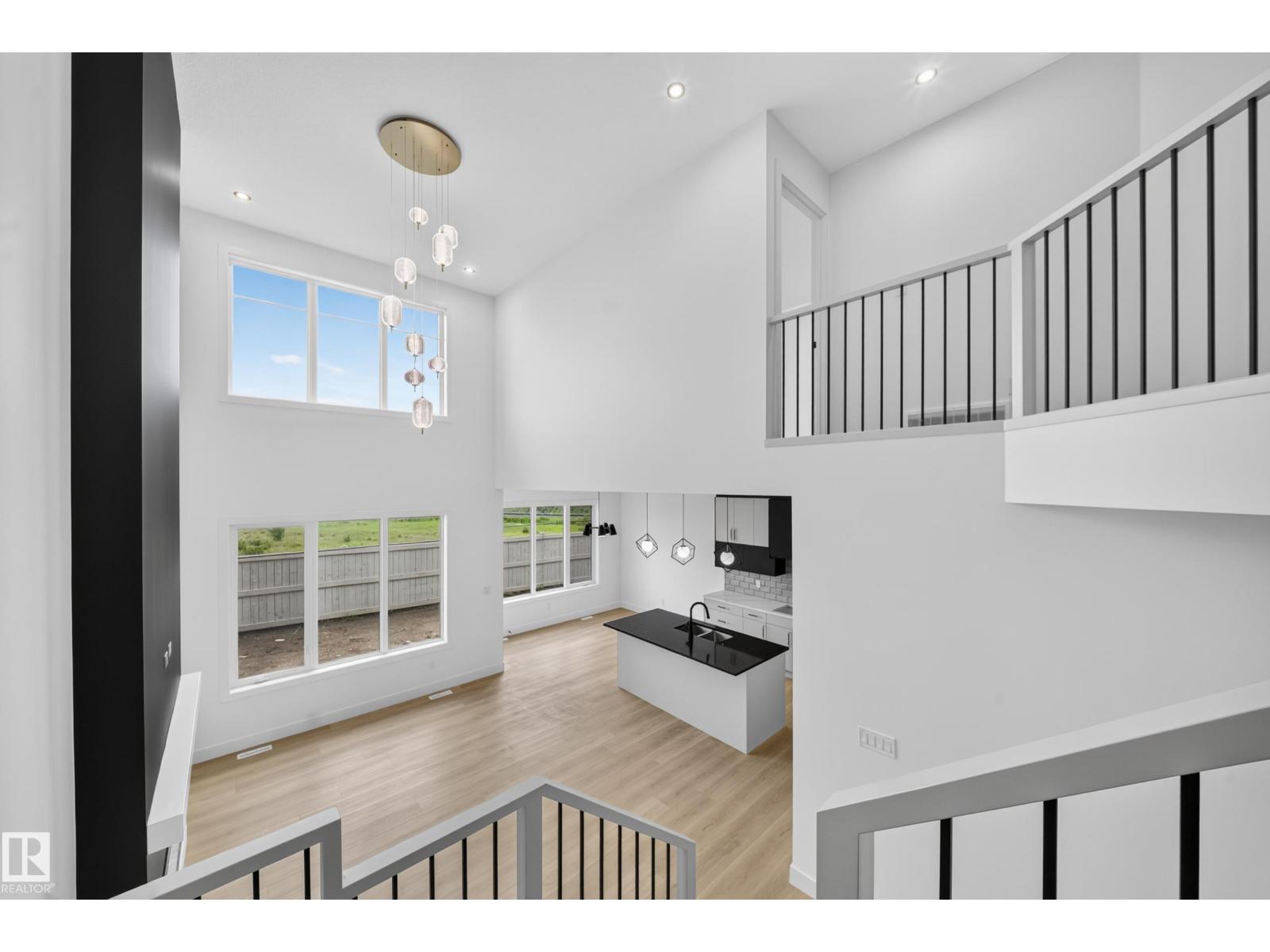 803 30 AV NW - 20
