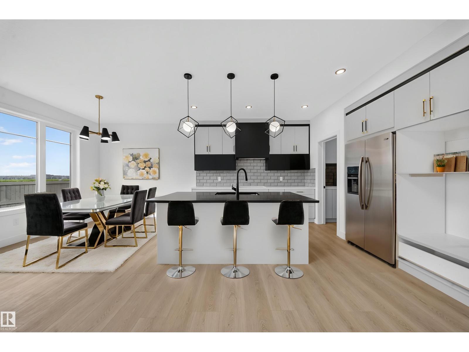 803 30 AV NW - 5