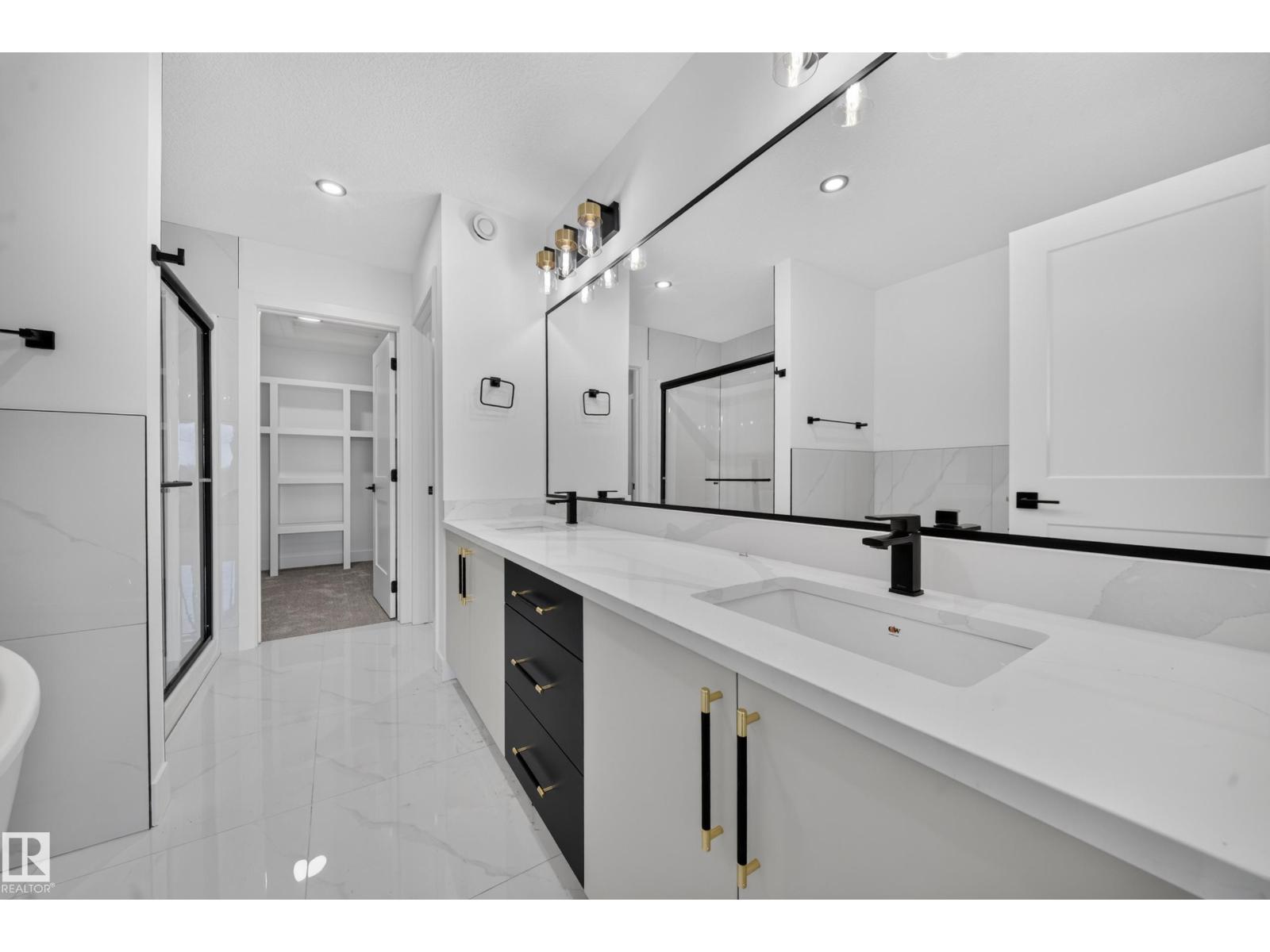 803 30 AV NW - 24