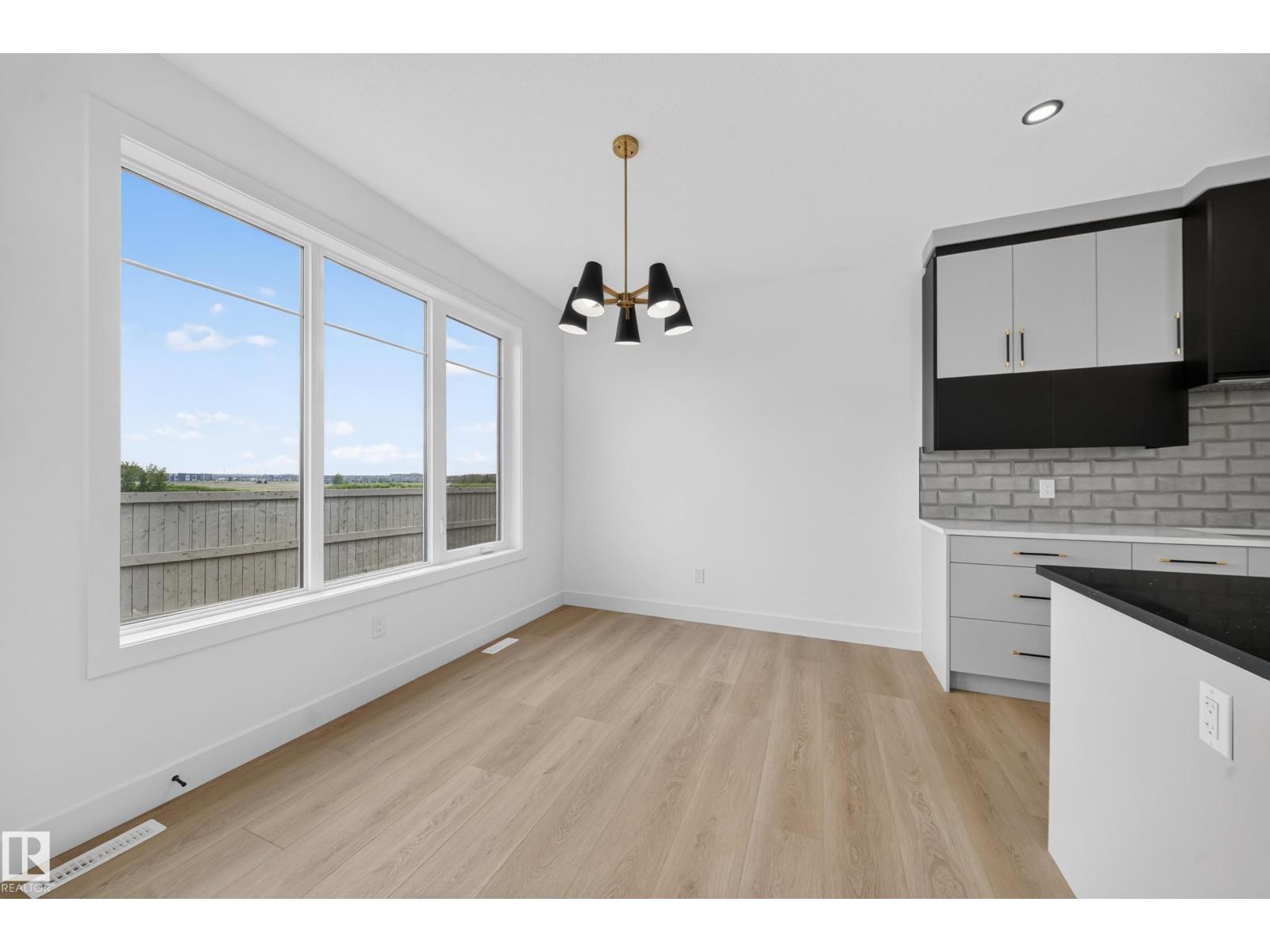803 30 AV NW - 8