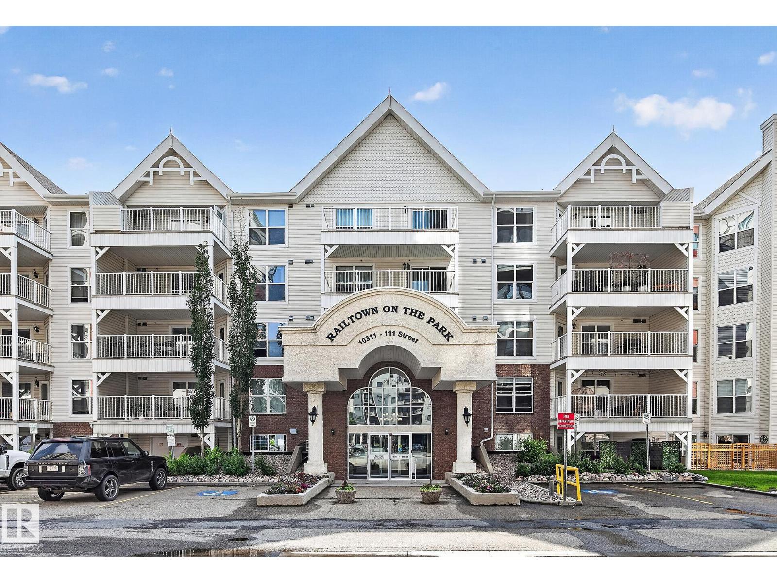 #417 10311 111 ST NW - 1