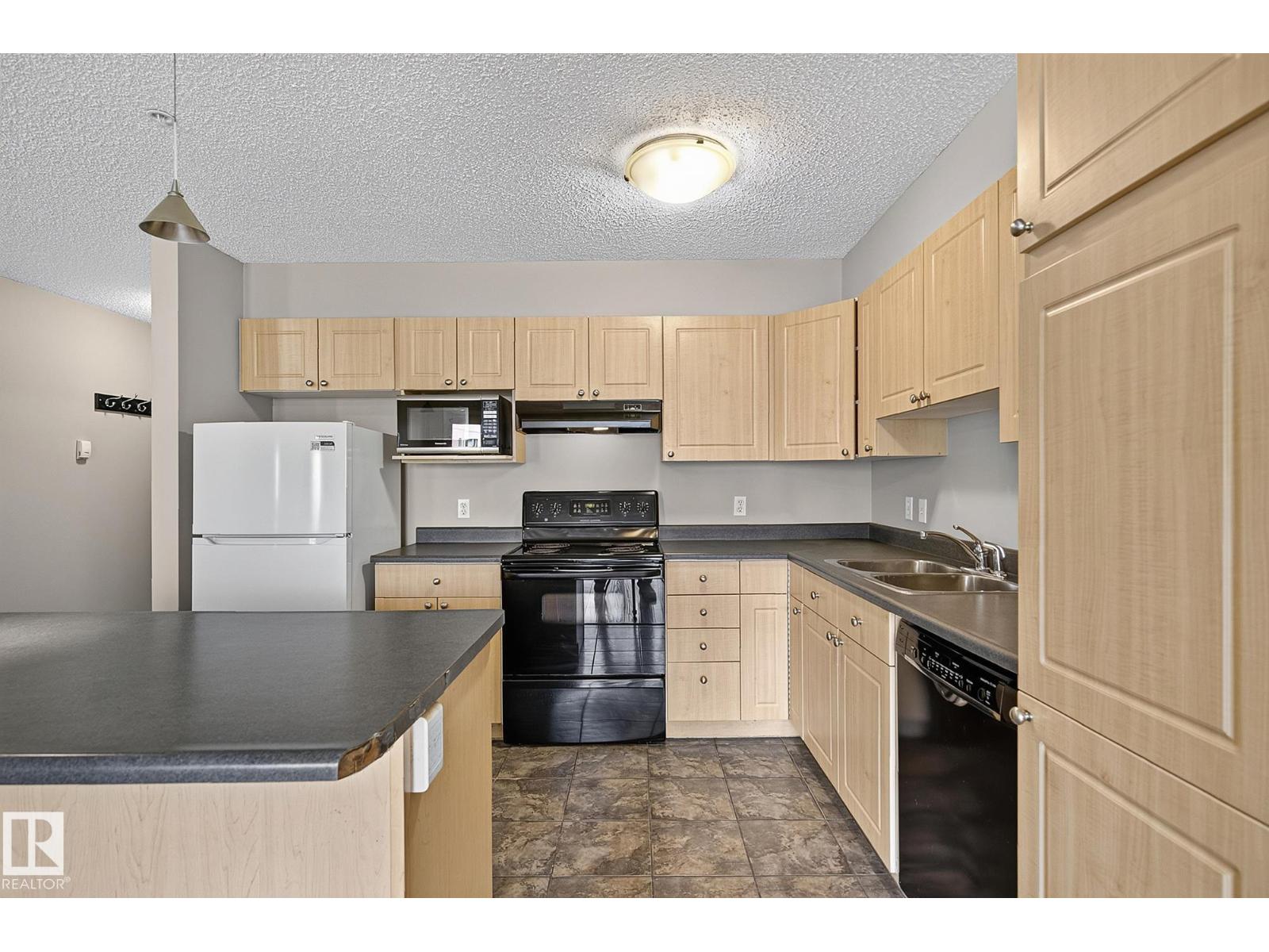 #417 10311 111 ST NW - 16