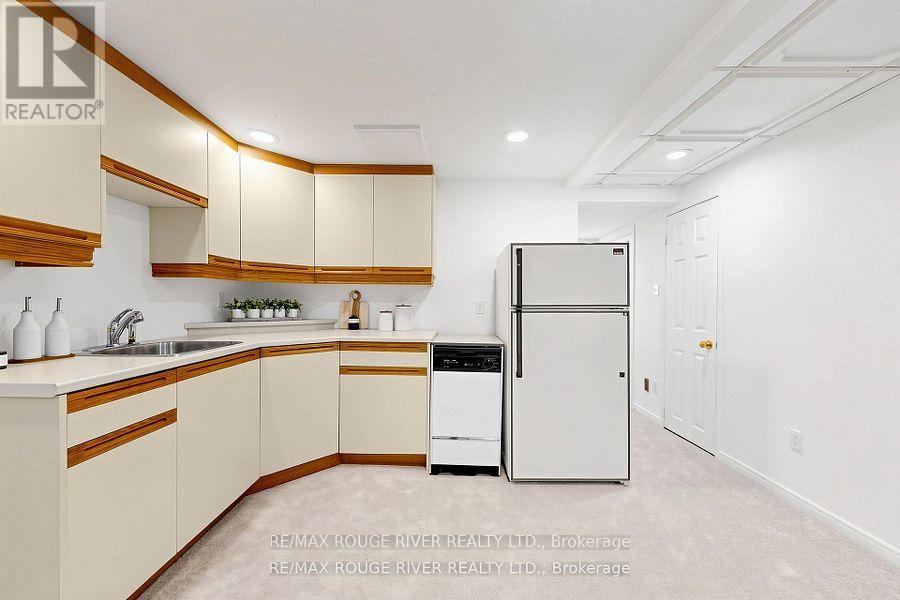 1110 TIMBER COURT - 33