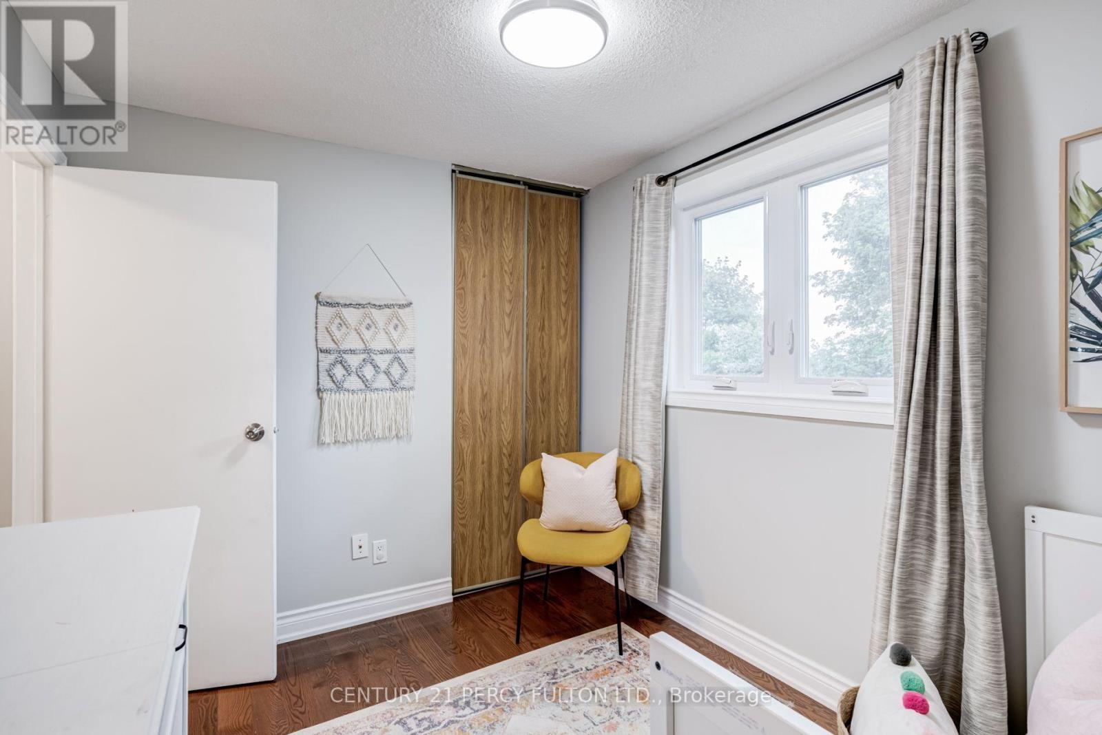 510 ALDER COURT - 32