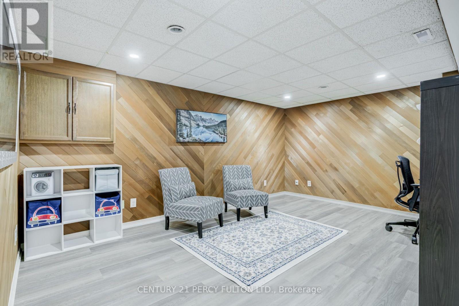 510 ALDER COURT - 38