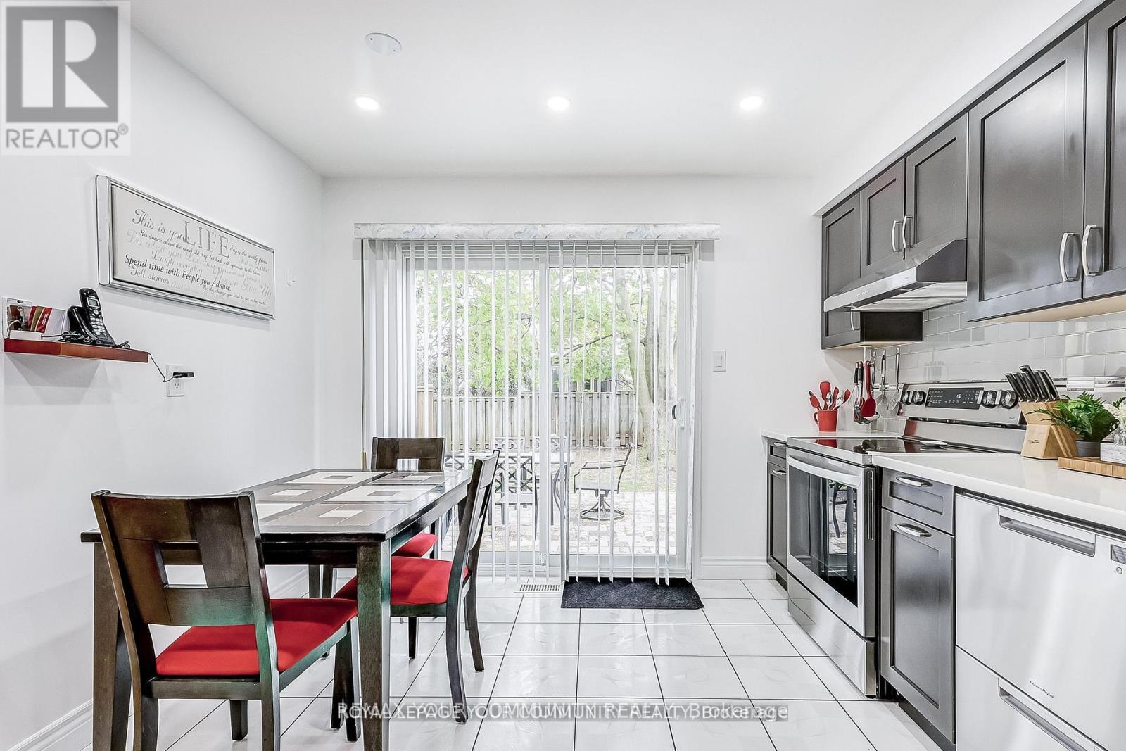 660 FOXWOOD TRAIL - 14