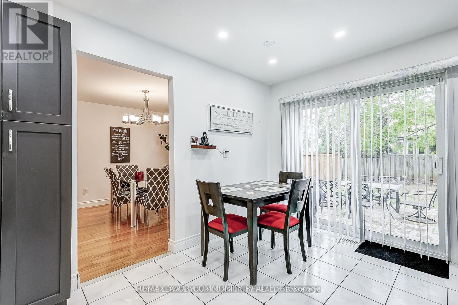 660 FOXWOOD TRAIL - 17