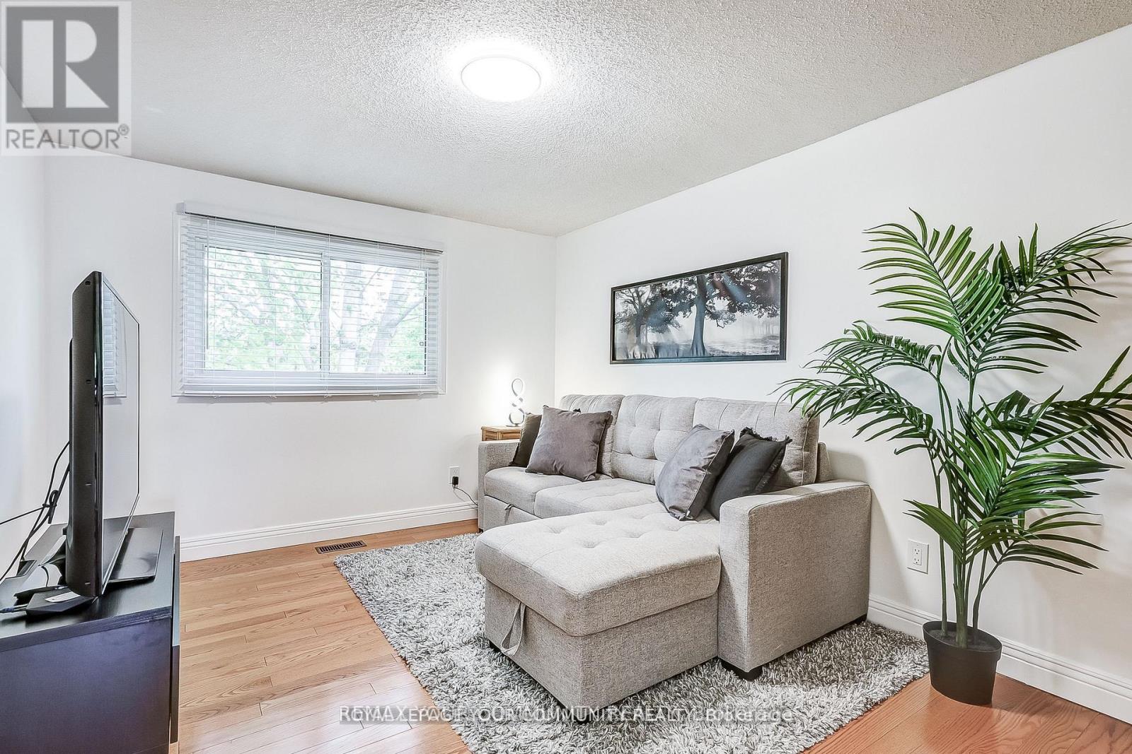 660 FOXWOOD TRAIL - 24