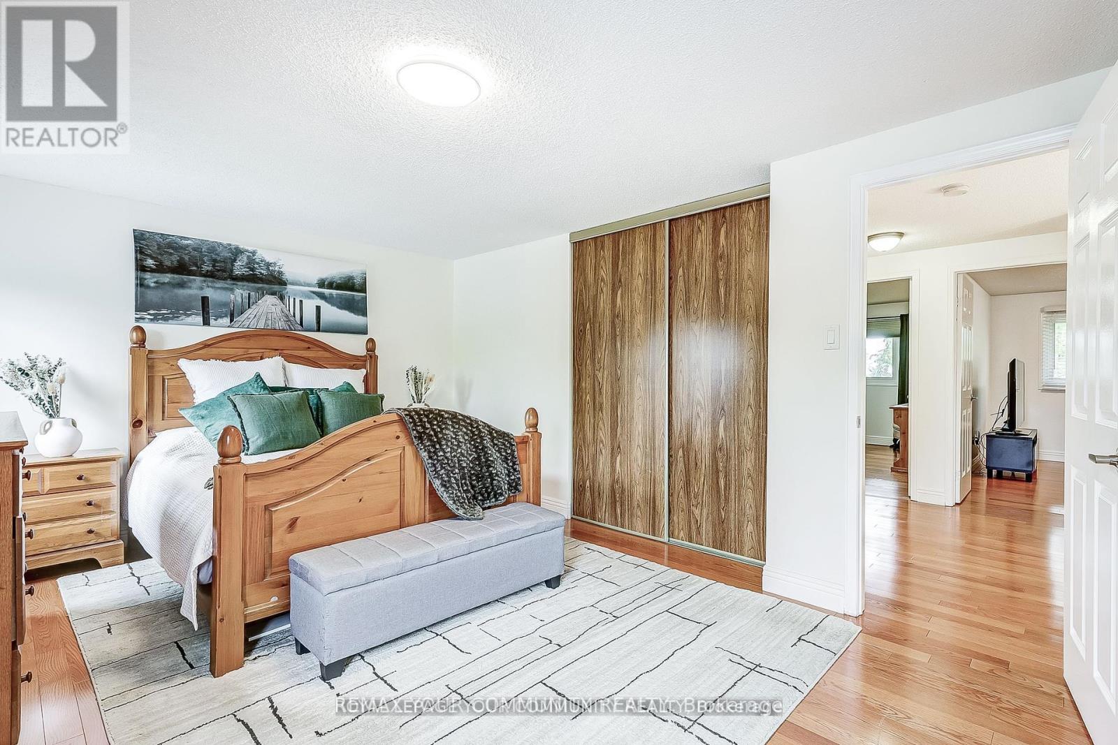 660 FOXWOOD TRAIL - 30