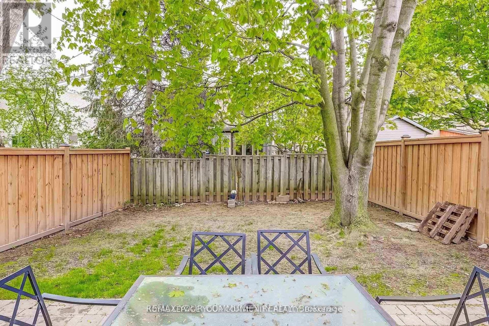 660 FOXWOOD TRAIL - 43