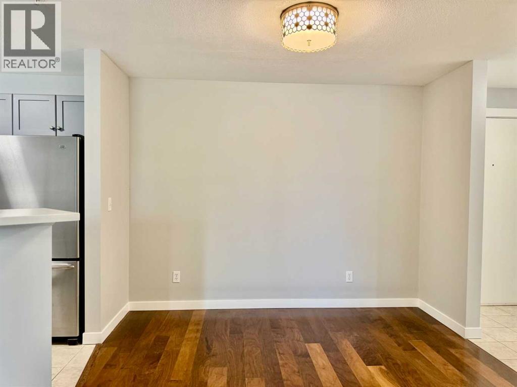 #1212 2518 Fish Creek Boulevard SW - 18