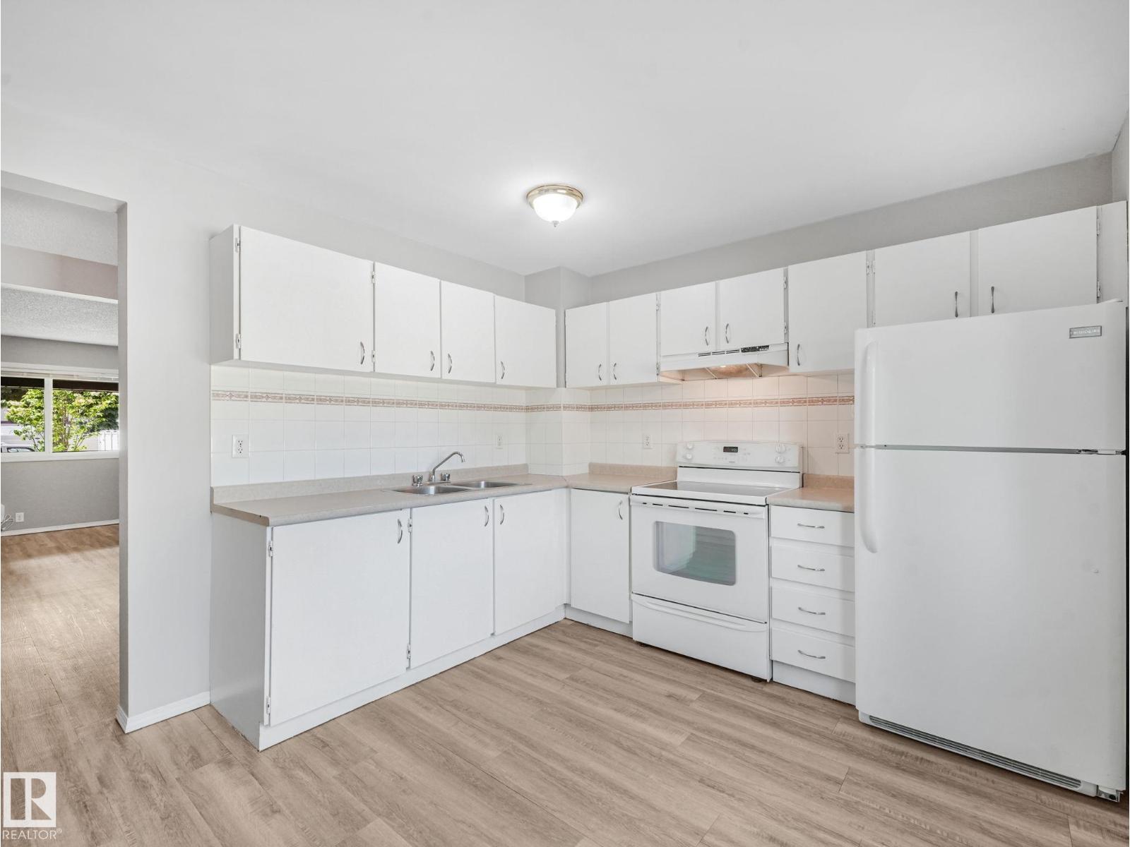 #55 13833 30 ST NW - 10