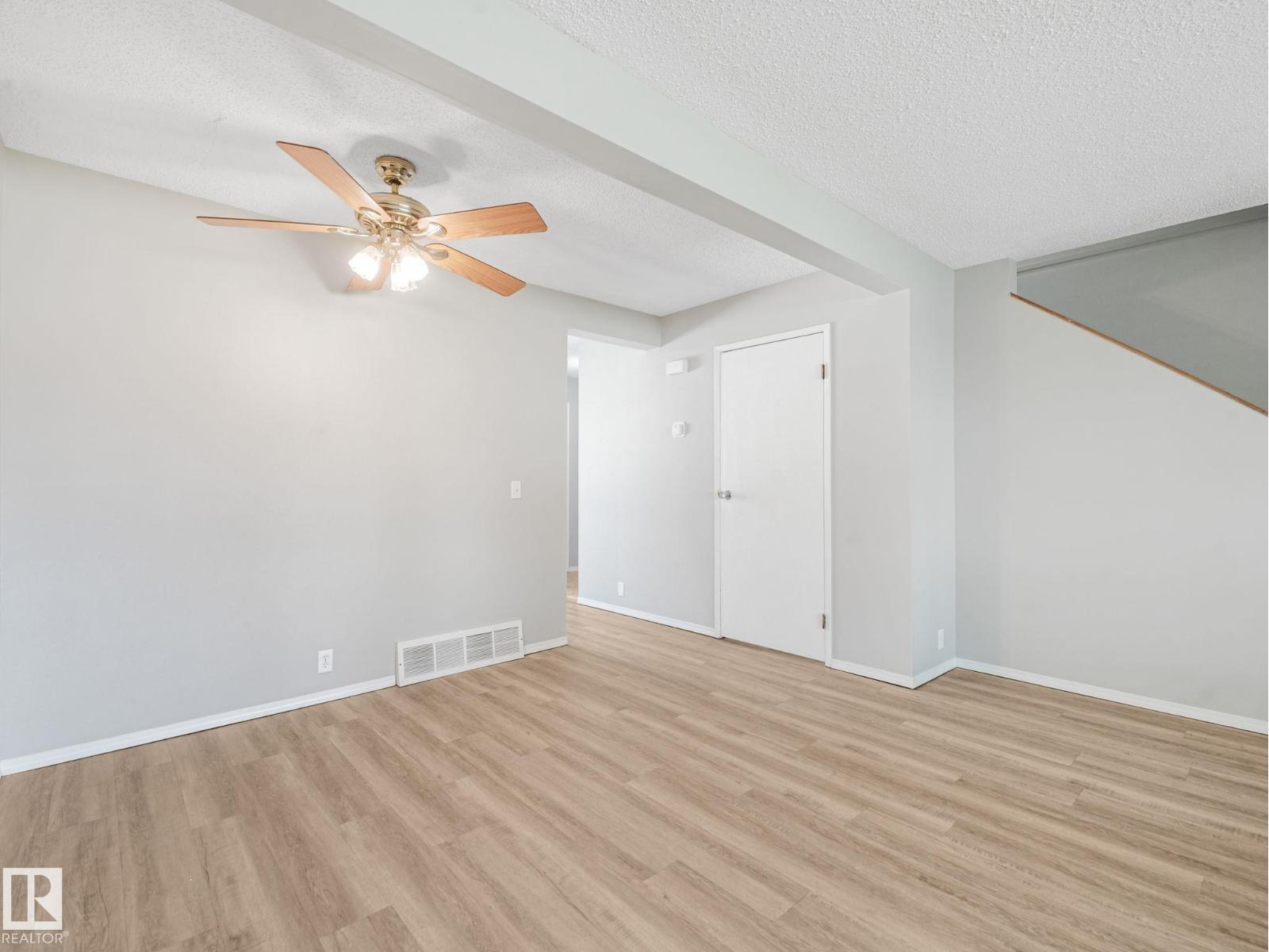 #55 13833 30 ST NW - 7