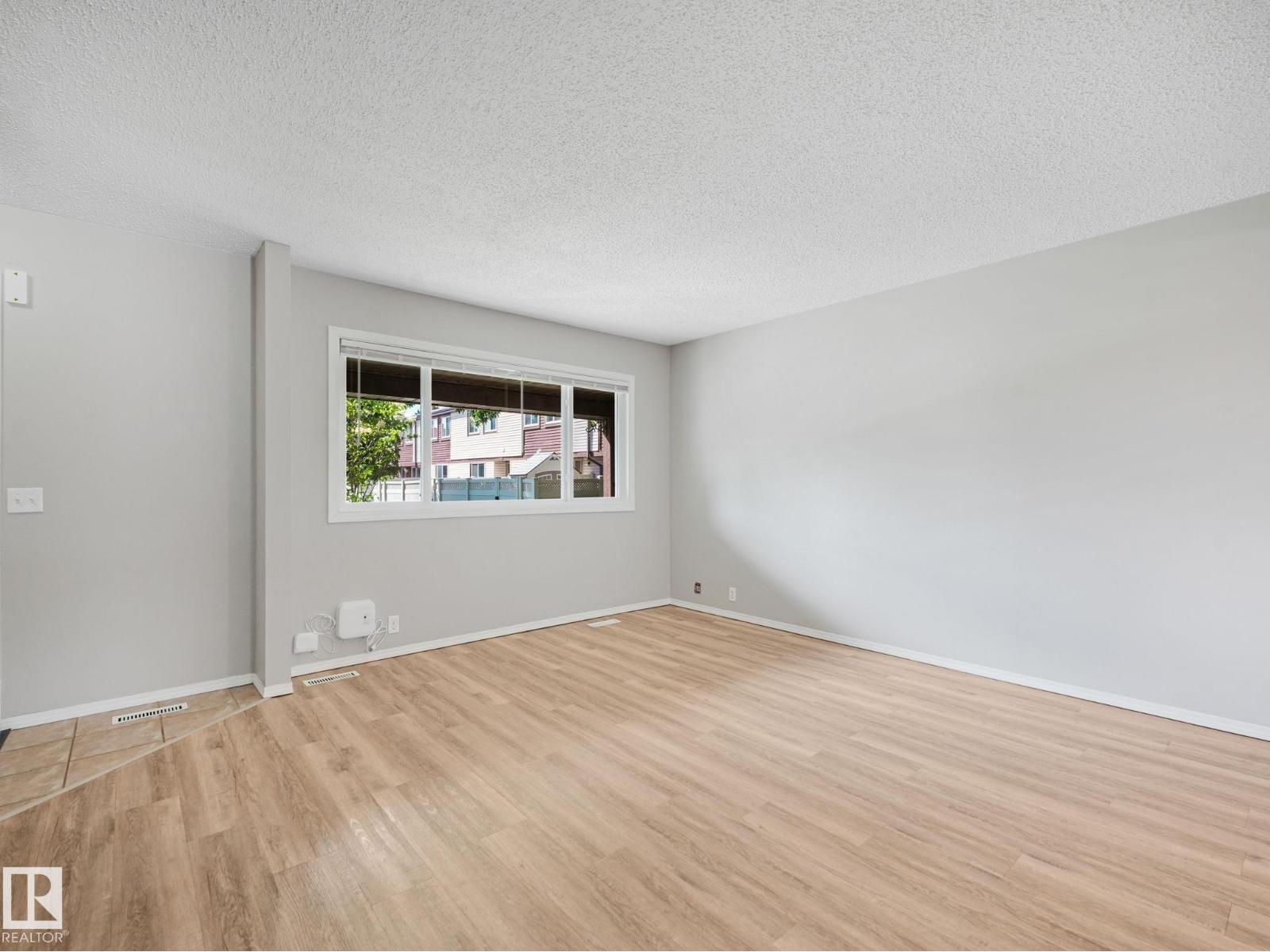 #55 13833 30 ST NW - 6